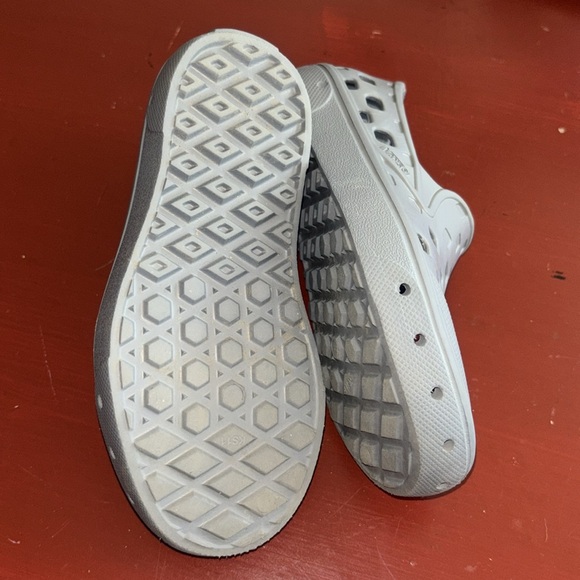Vans TRK Slip Ons - Picture 4 of 4
